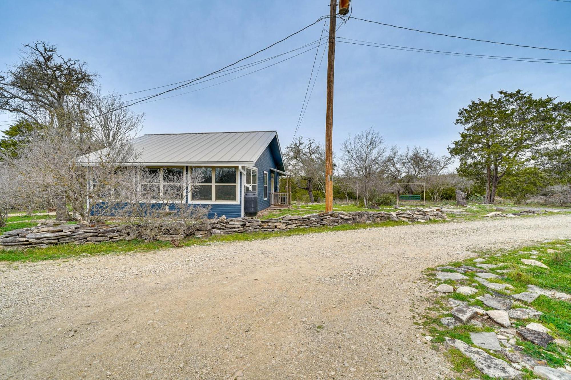 Cozy Kerrville Guest Cottage Near Guadalupe River! ภายนอก รูปภาพ