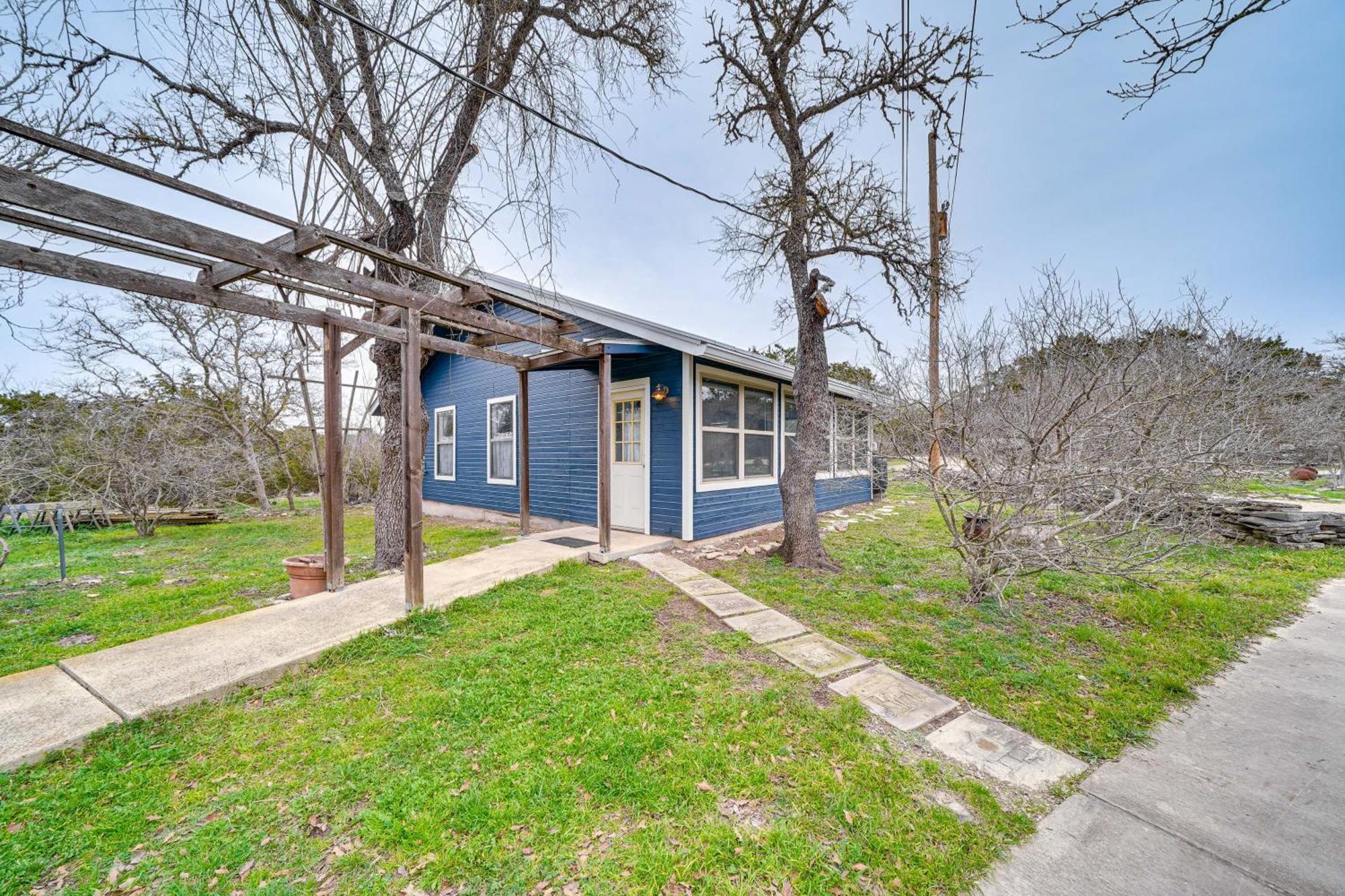 Cozy Kerrville Guest Cottage Near Guadalupe River! ภายนอก รูปภาพ