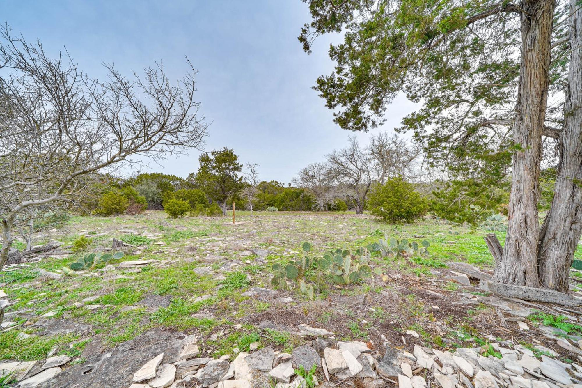 Cozy Kerrville Guest Cottage Near Guadalupe River! ภายนอก รูปภาพ