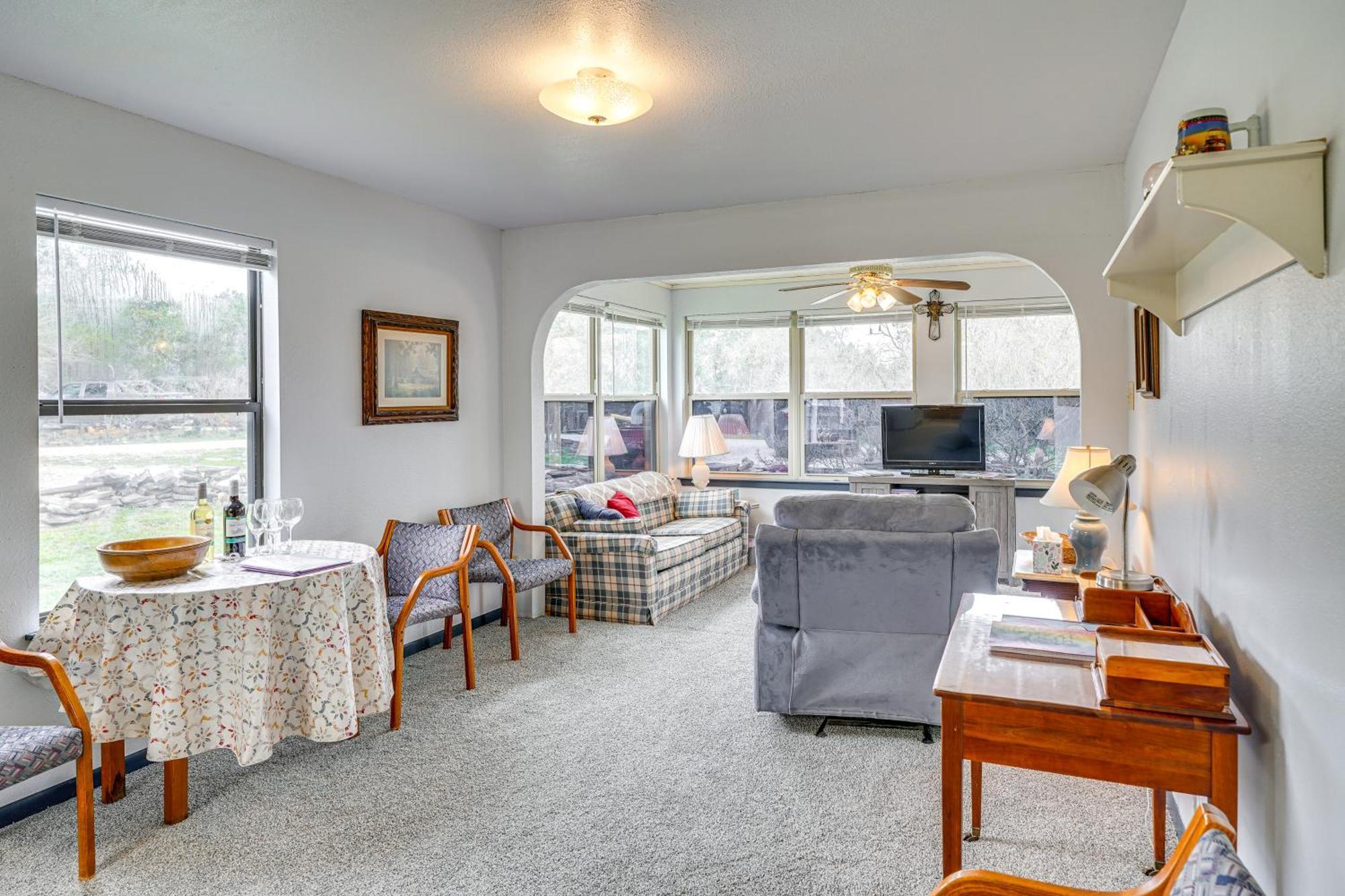 Cozy Kerrville Guest Cottage Near Guadalupe River! ภายนอก รูปภาพ